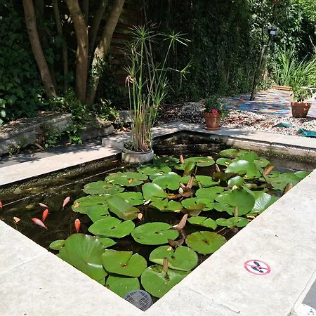 Chez Guillaume Et Béquie Alloggio in famiglia *